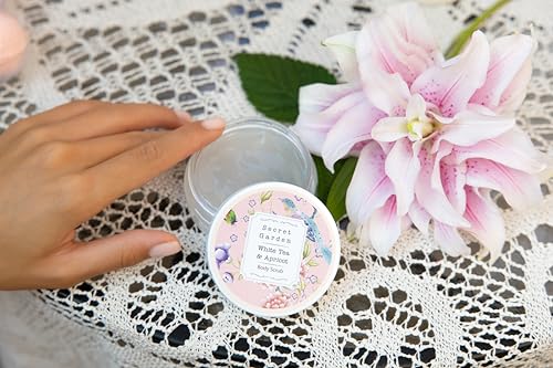 Accentra – Duschset Frauen Geschenkset im Holzkorb – 8-teiliges Pflegeset mit Duschgel, Bodylotion, Badezusätzen, Peeling & Handcreme – Wellness Geschenk Set