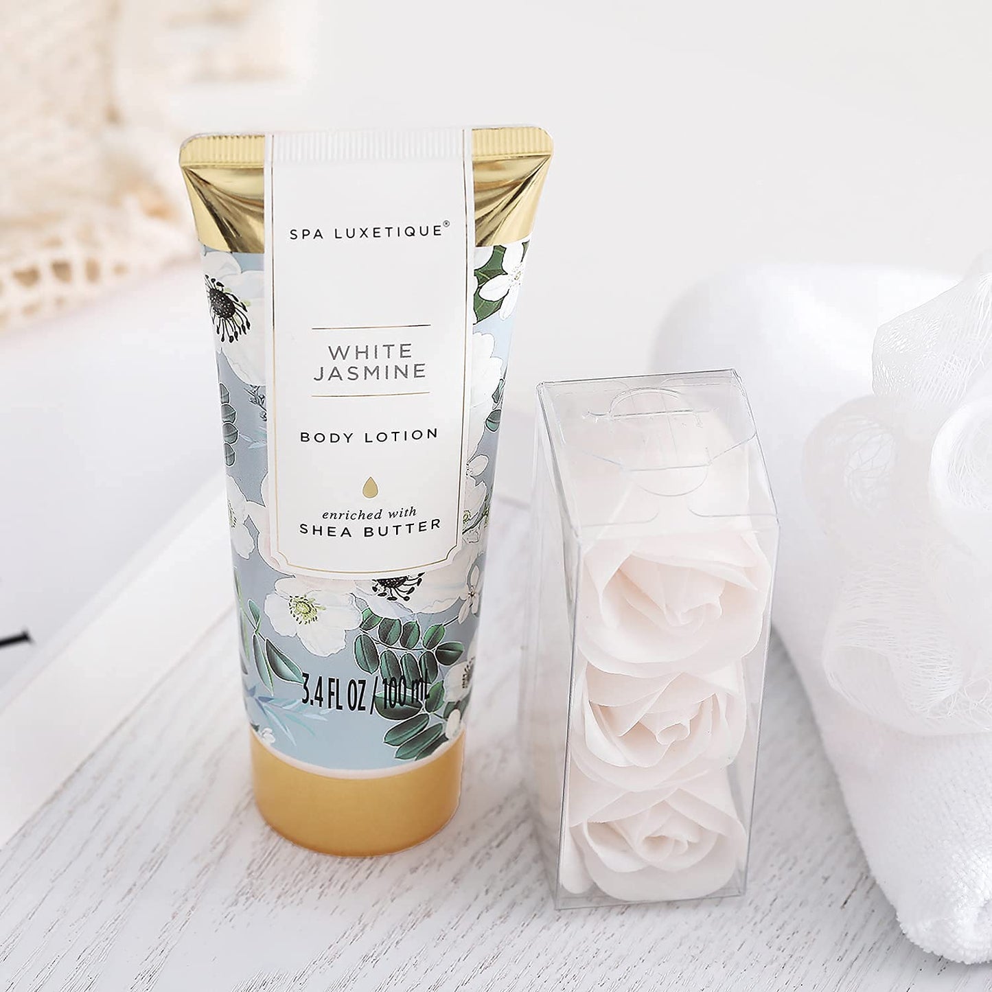 SPA LUXETIQUE Wellness Set für Frauen - 8tlg Rosenduft Bade Geschenkset für Frauen, Geburtstagsgeschenk Beauty Set mit Deko Badewanne