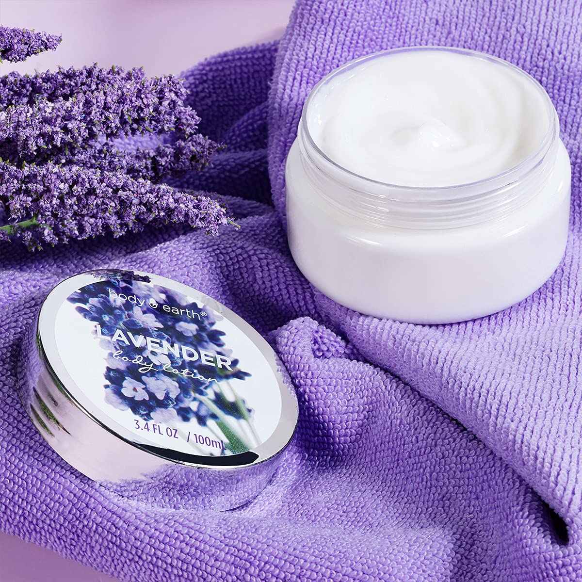 Body & Earth 8-Piece Spa Gift Set for Women, Cherry Blossom and Jasmine Fragrance, Bubble Bath, Shower Gel, Bath Salt, Body Lotion