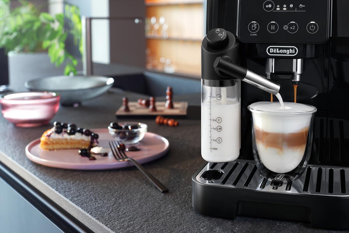De’Longhi Magnifica Start - Perfetto Kaffeevollautomat mit LatteCrema-Milchaufschäumer, Cappuccino Kaffeemaschine
