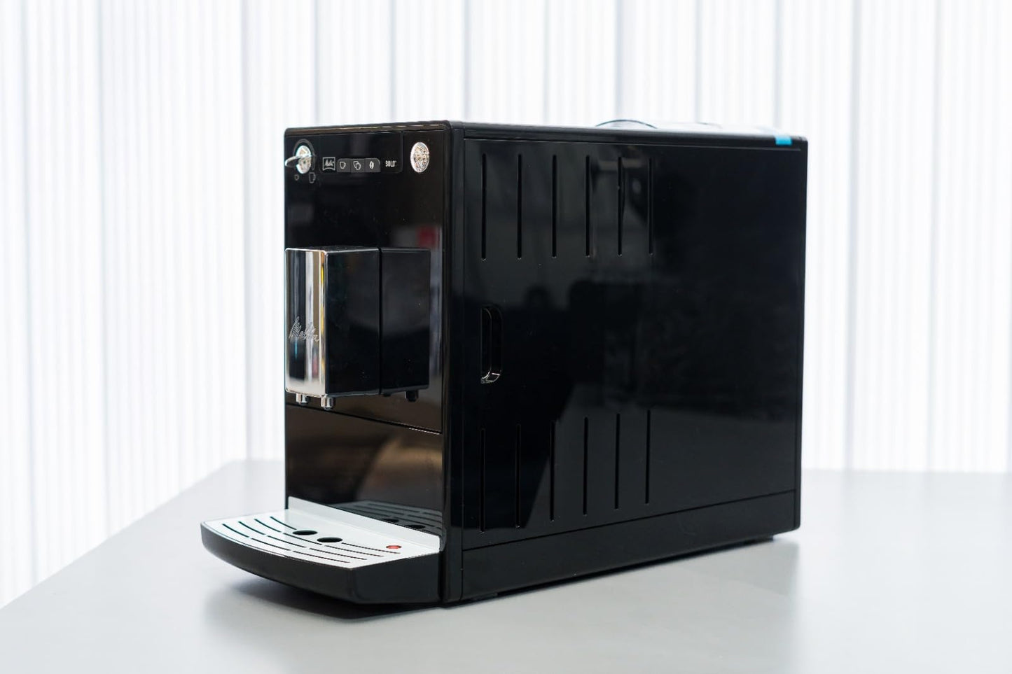 Melitta kaffeemaschine Caffeo Solo E950 slim fully automatic coffee machine with pre-brewing function 15 bar LED display height-adjustable coffee Christmas gift