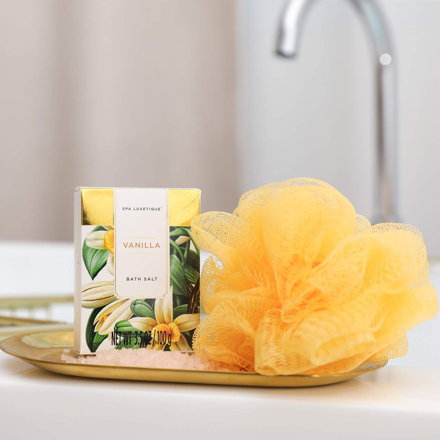 SPA LUXETIQUE Wellness Set für Frauen - 8tlg Rosenduft Bade Geschenkset für Frauen, Geburtstagsgeschenk Beauty Set mit Deko Badewanne