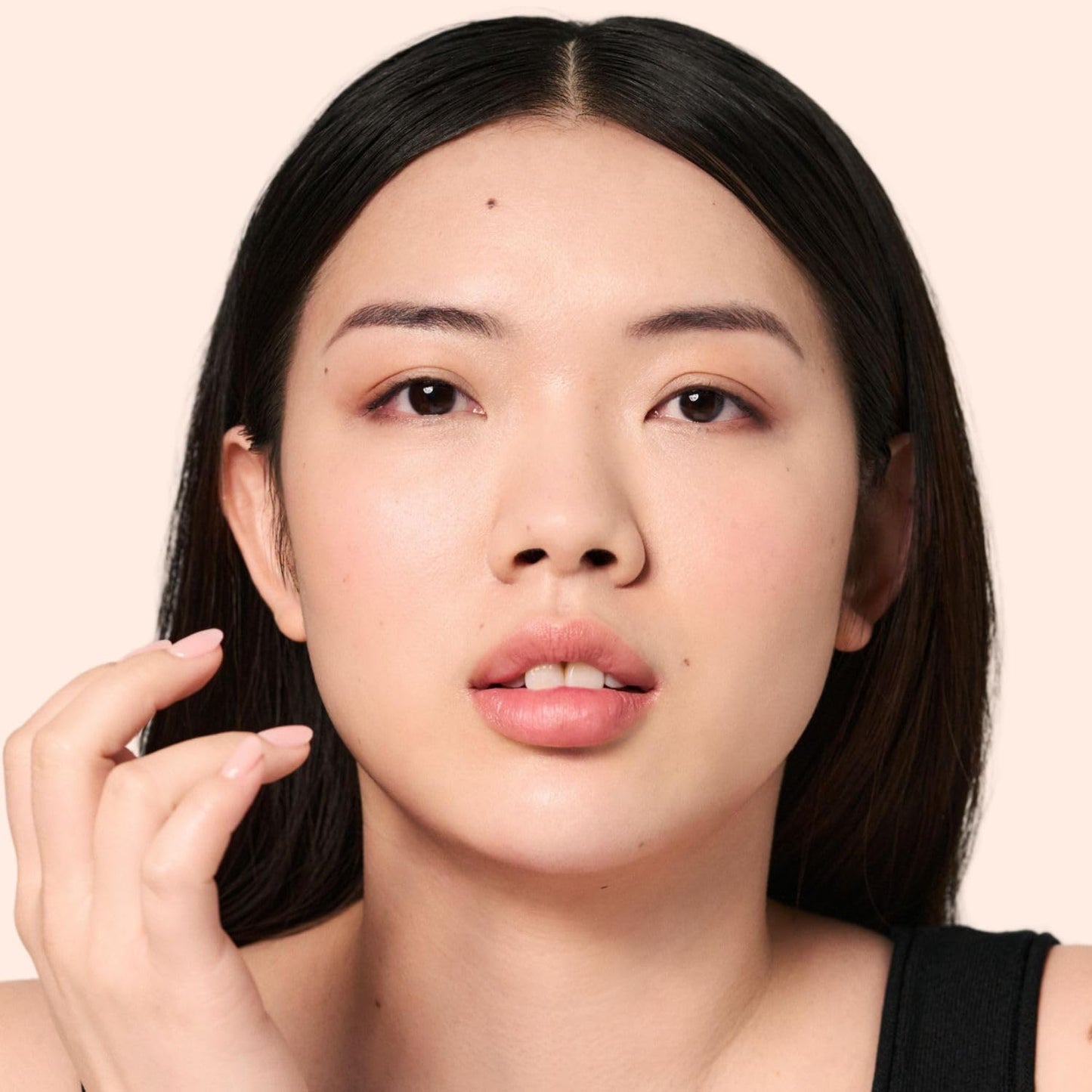 MAGIC FINISH Supercharge Serum Foundation Creamy Nude – Feuchtigkeit spendende Foundation & straffendes Gesichtsserum in Einem, Anti-Aging Make-up