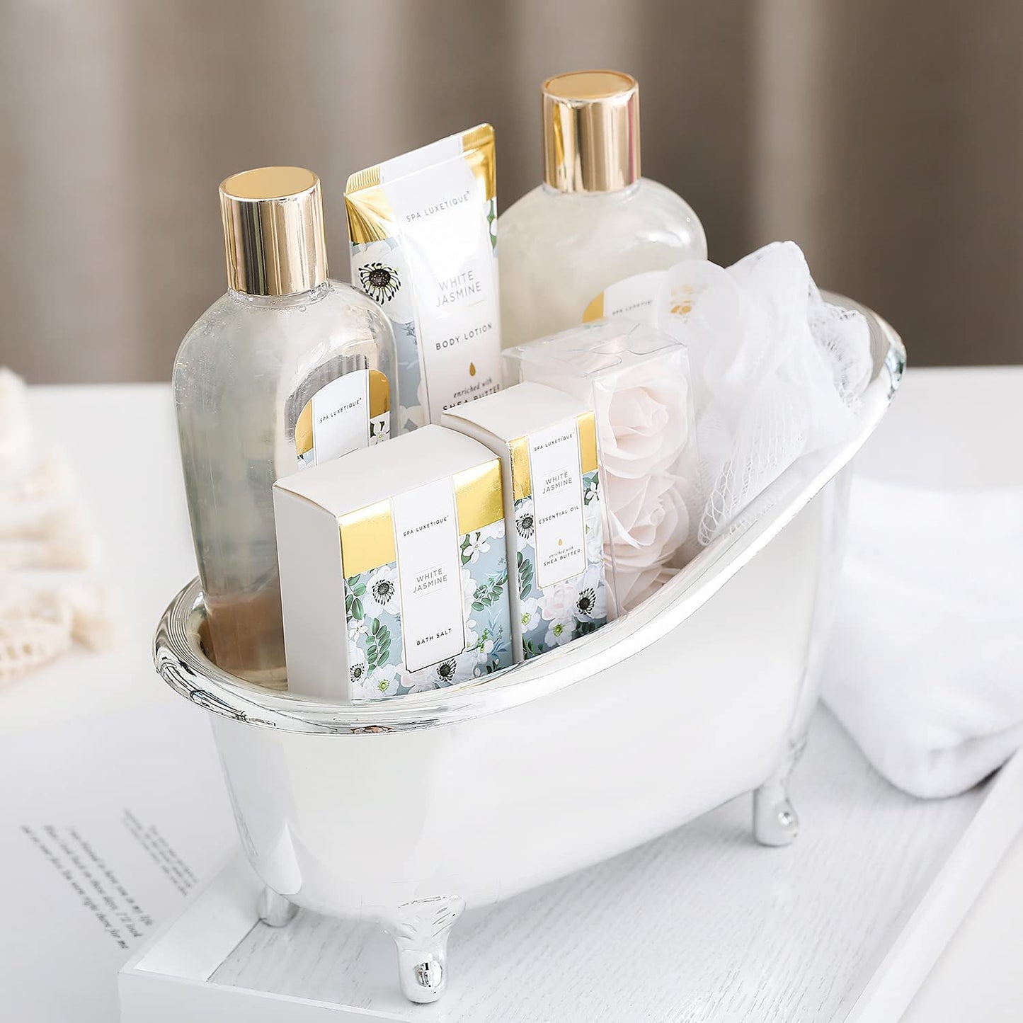 SPA LUXETIQUE Wellness Set für Frauen - 8tlg Rosenduft Bade Geschenkset für Frauen, Geburtstagsgeschenk Beauty Set mit Deko Badewanne