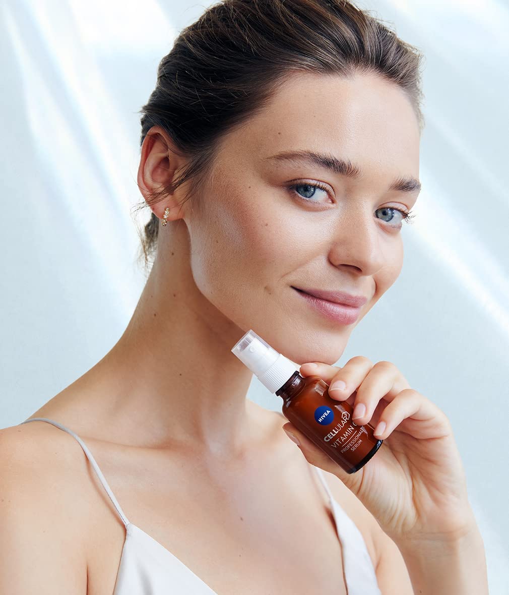 NIVEA Cellular Professional Serum Vitamin C (30 ml), Moisturising Vitamin C Serum, Anti-Wrinkle Serum for a More Even and Radiant Complexion