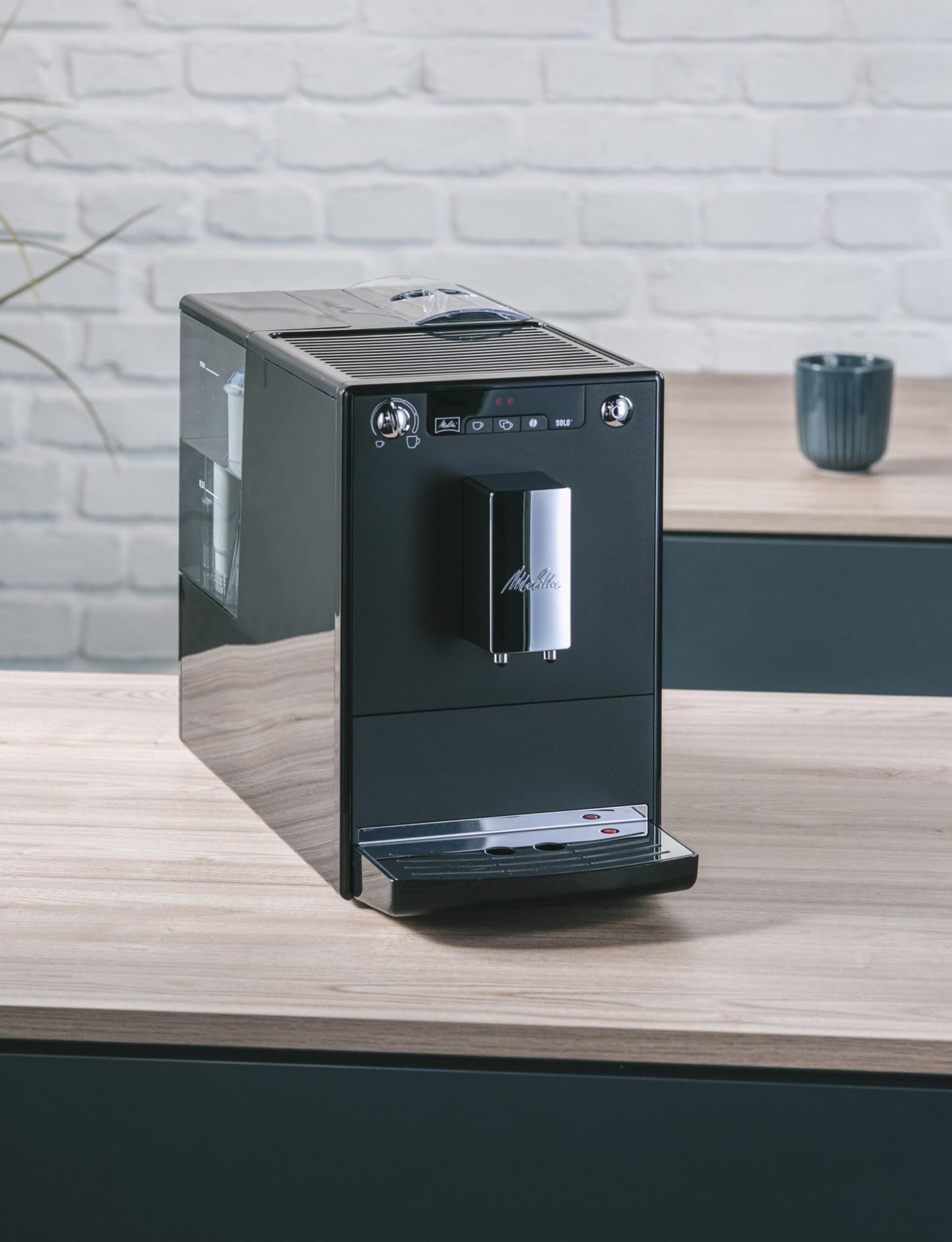 Melitta kaffeemaschine Caffeo Solo E950 slim fully automatic coffee machine with pre-brewing function 15 bar LED display height-adjustable coffee Christmas gift