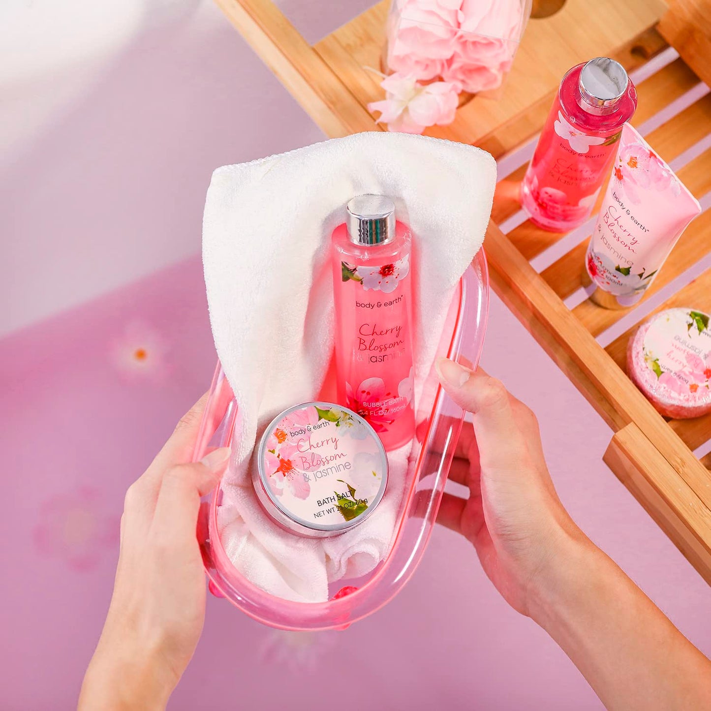 Body & Earth 8-Piece Spa Gift Set for Women, Cherry Blossom and Jasmine Fragrance, Bubble Bath, Shower Gel, Bath Salt, Body Lotion